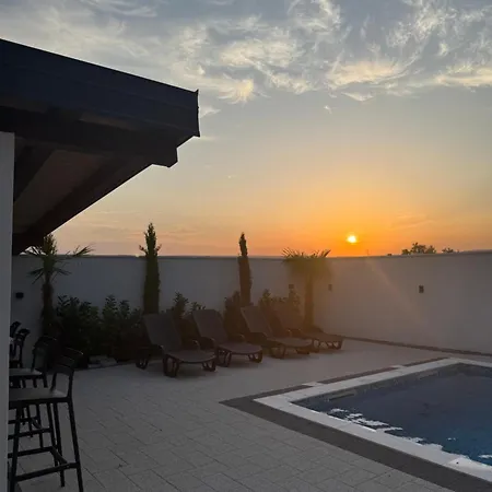 Villa Lila *